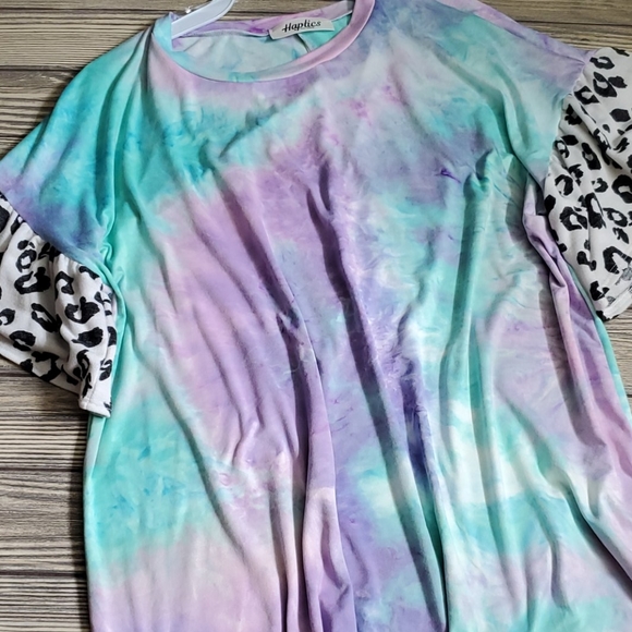 Tye dye leopard sleeve  Top - Picture 6 of 7